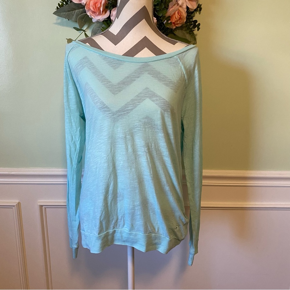 VS Pink oversized long sleeve T-shirt